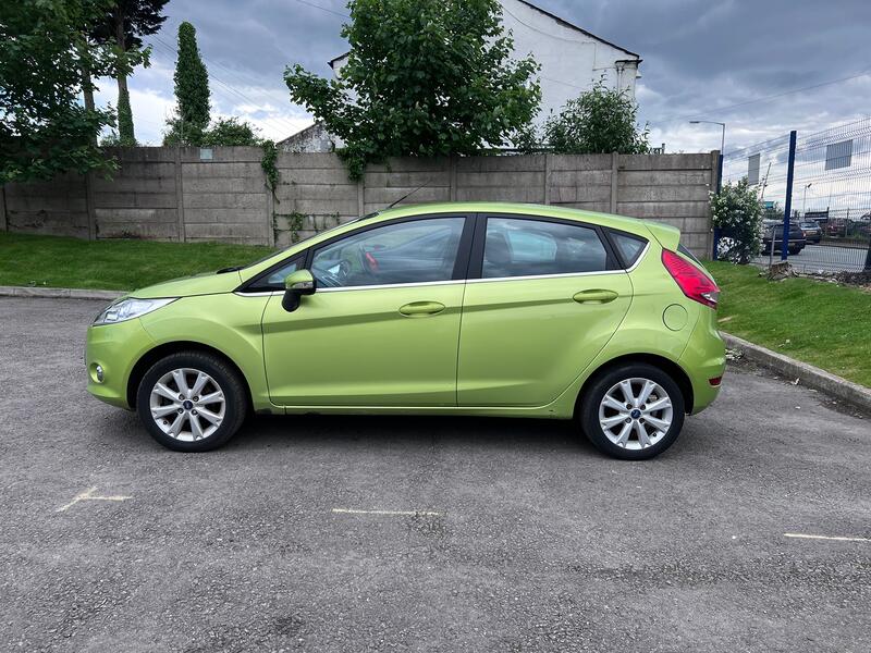 FORD FIESTA