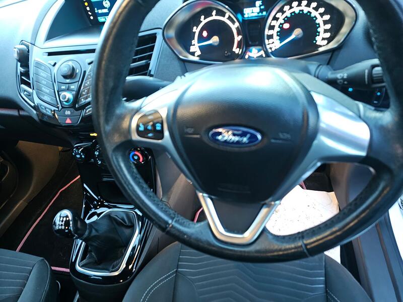 FORD FIESTA