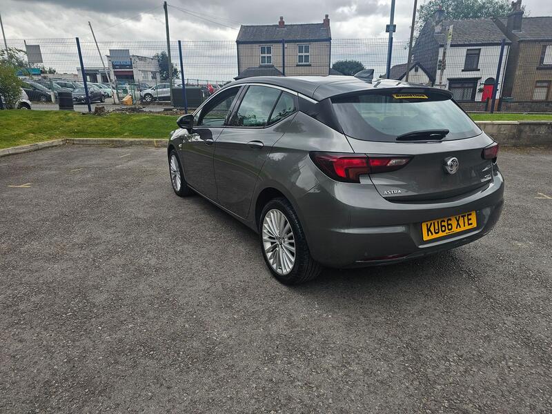 VAUXHALL ASTRA