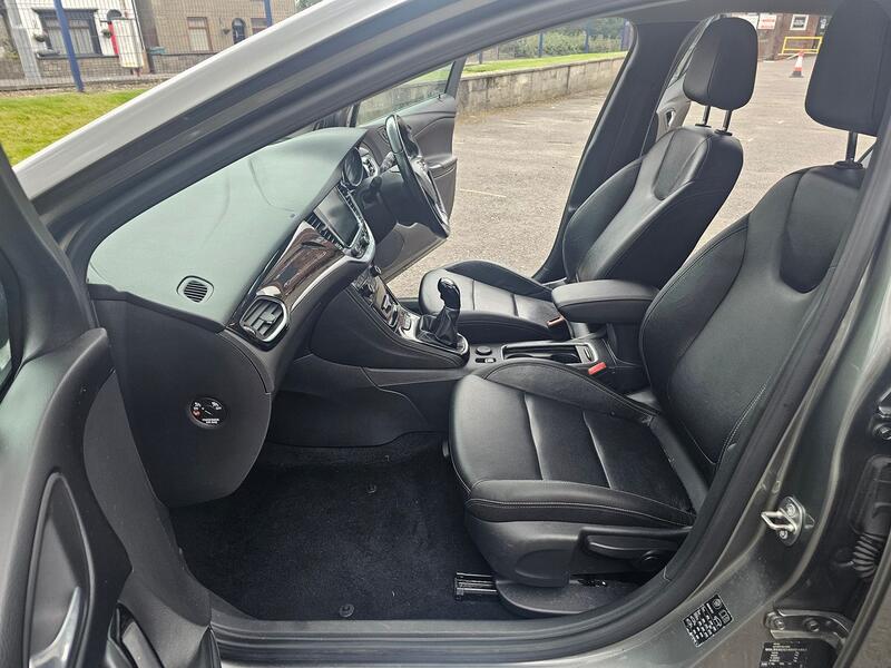 VAUXHALL ASTRA