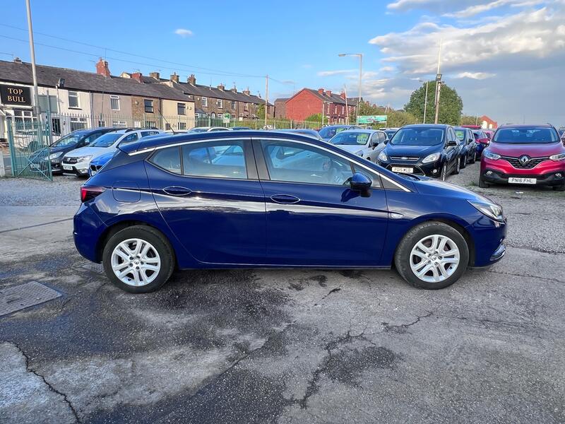 VAUXHALL ASTRA