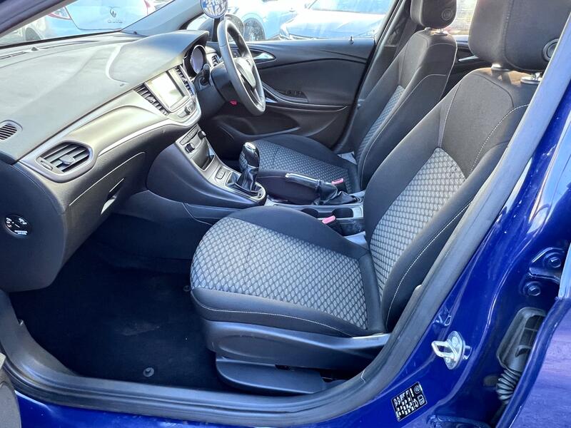 VAUXHALL ASTRA