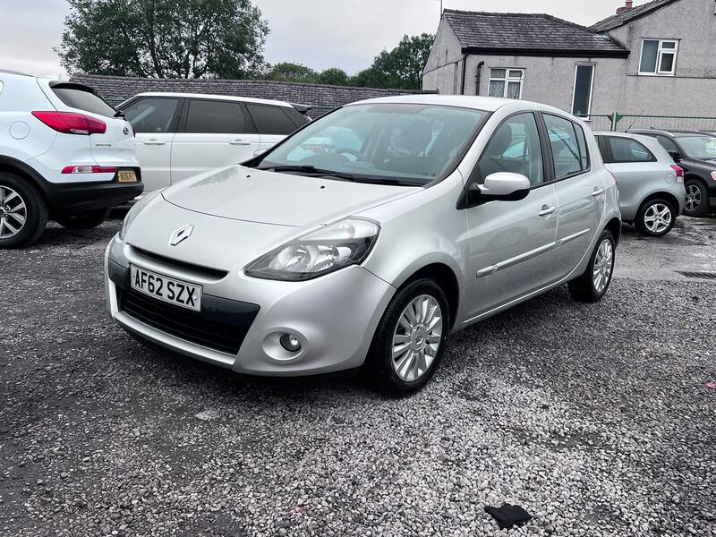 RENAULT CLIO