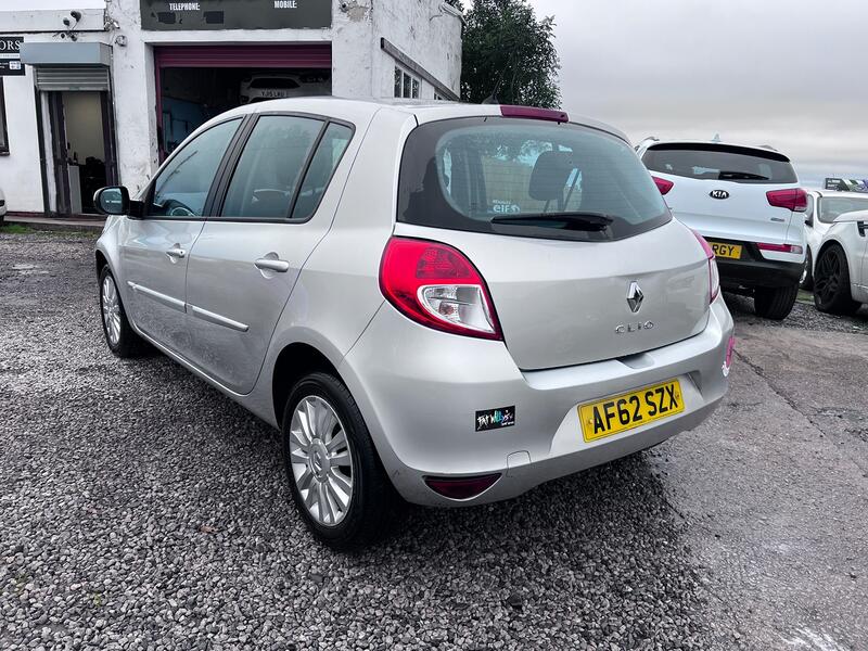RENAULT CLIO