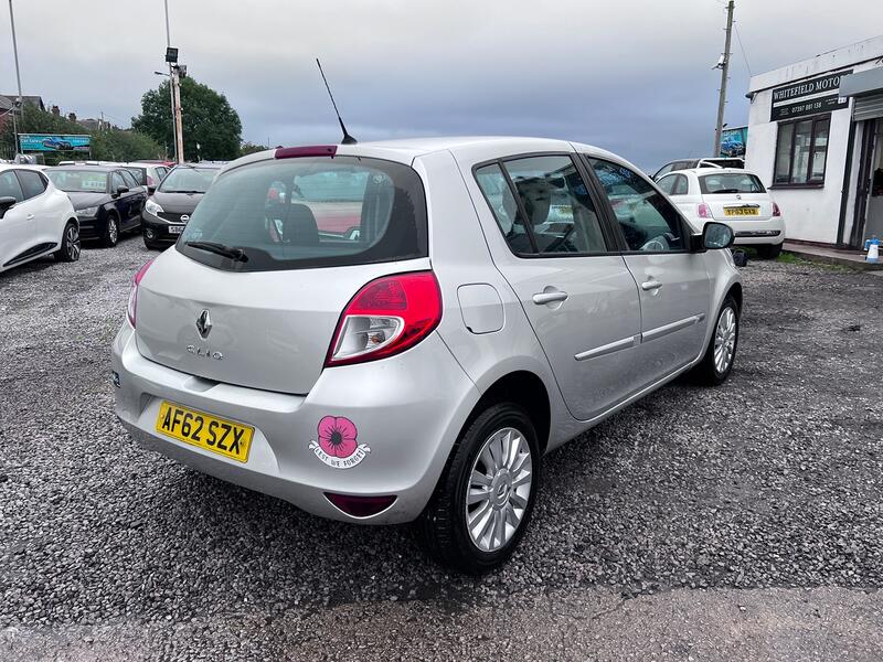 RENAULT CLIO