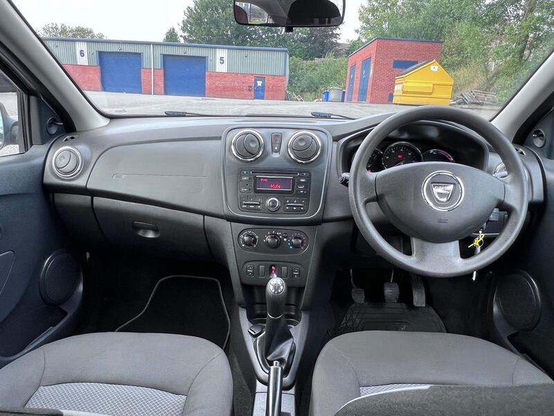 DACIA SANDERO