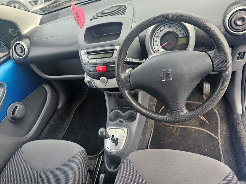 PEUGEOT 107