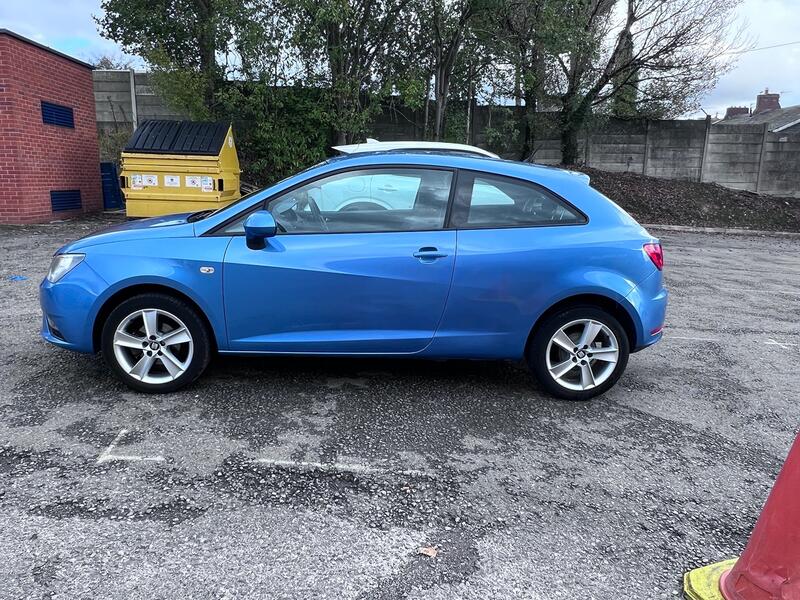 SEAT IBIZA