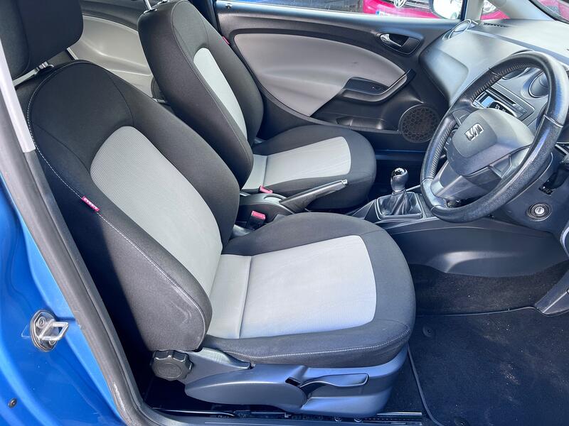 SEAT IBIZA