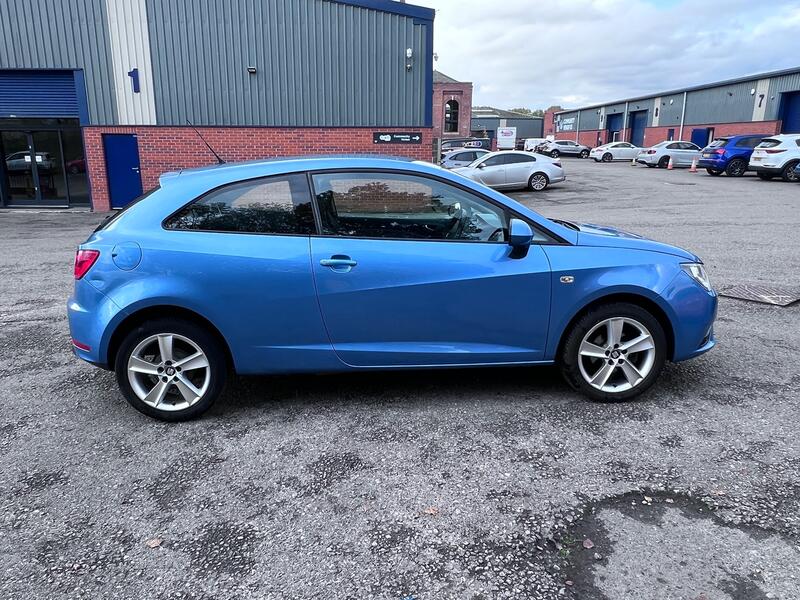 SEAT IBIZA