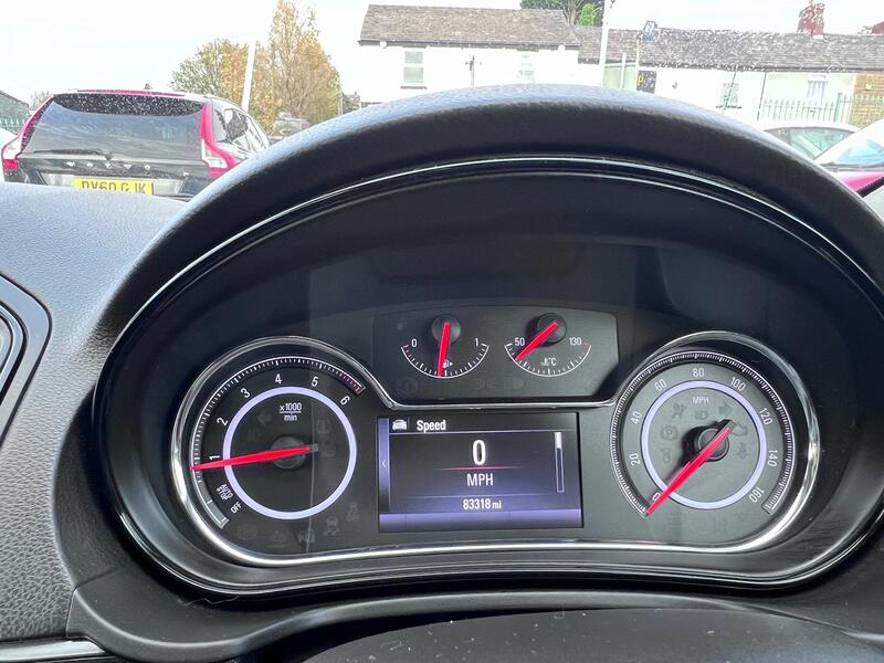 VAUXHALL INSIGNIA