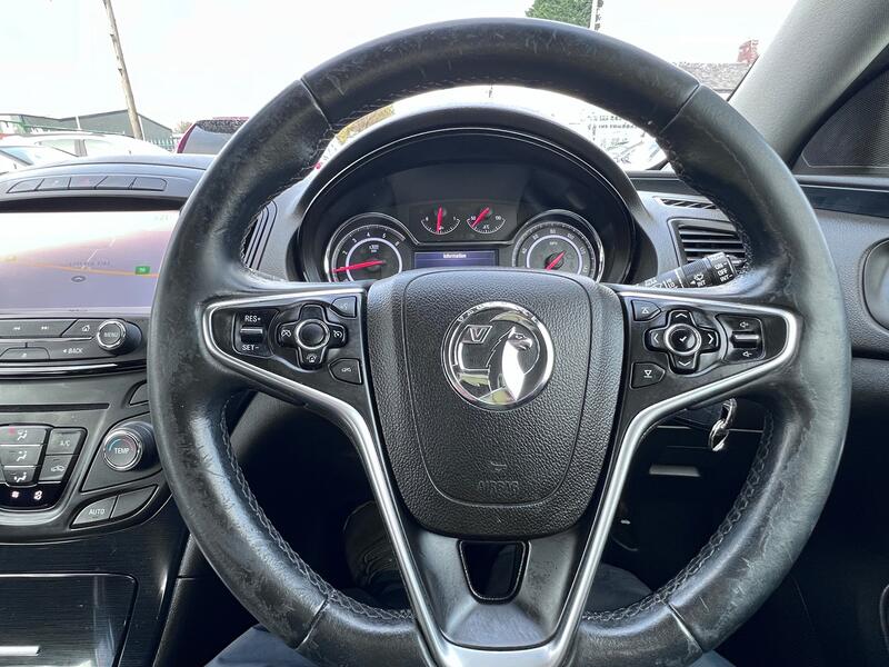 VAUXHALL INSIGNIA