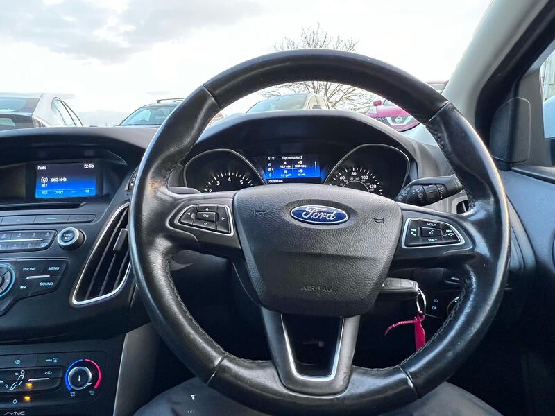 FORD FOCUS