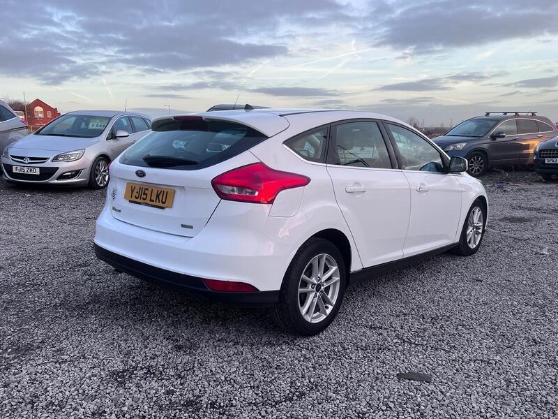 FORD FOCUS