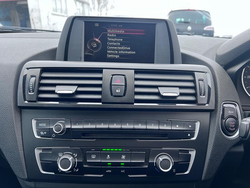 BMW 1 SERIES