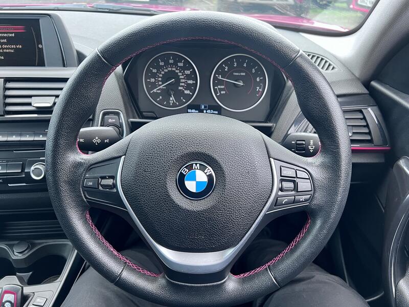 BMW 1 SERIES
