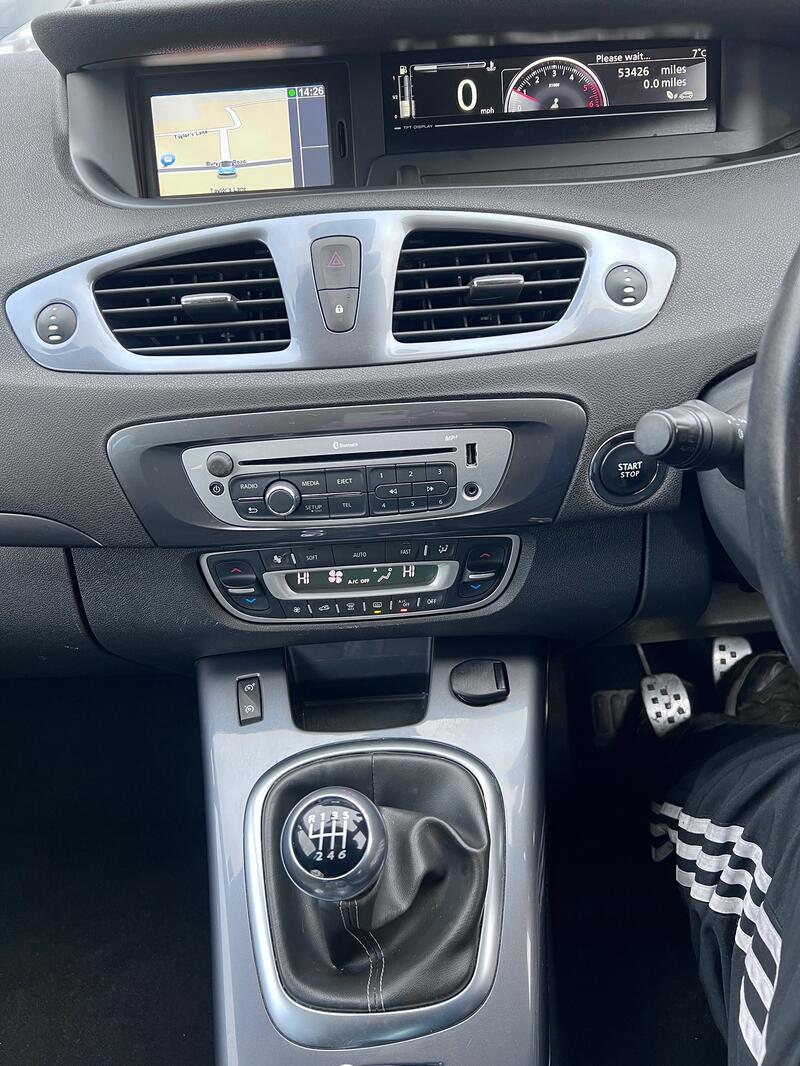 RENAULT SCENIC