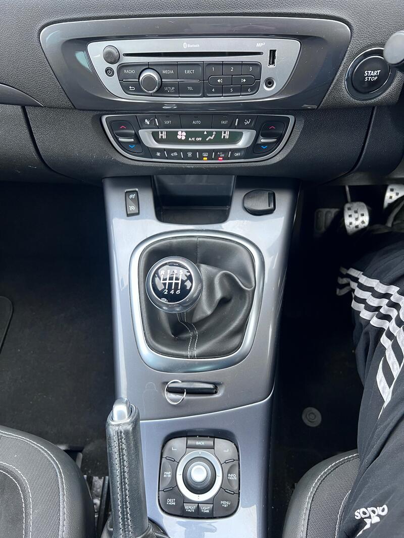 RENAULT SCENIC