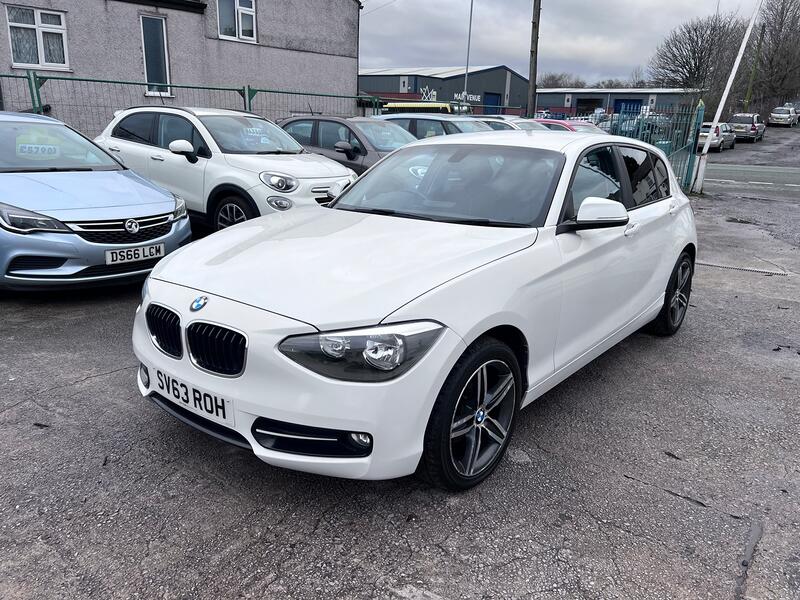 BMW 1 SERIES