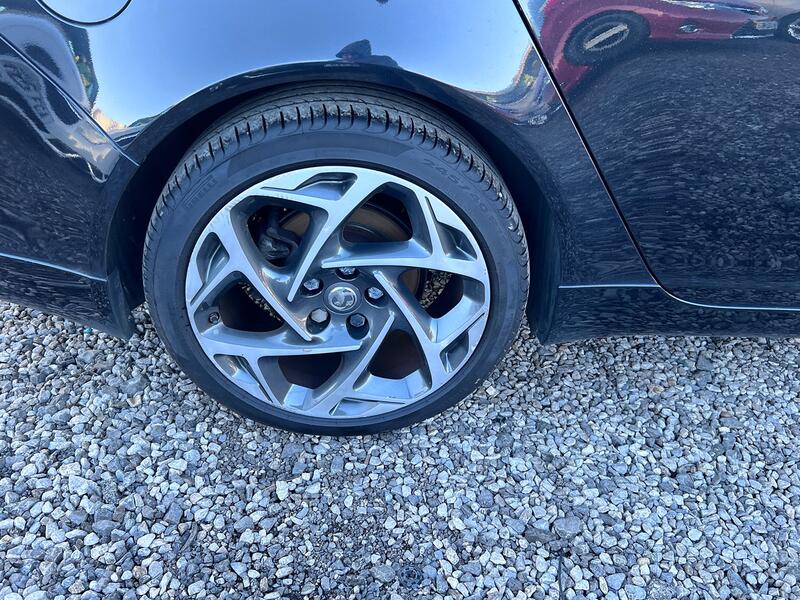 VAUXHALL INSIGNIA