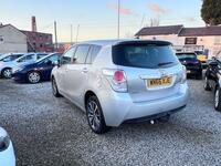 TOYOTA VERSO