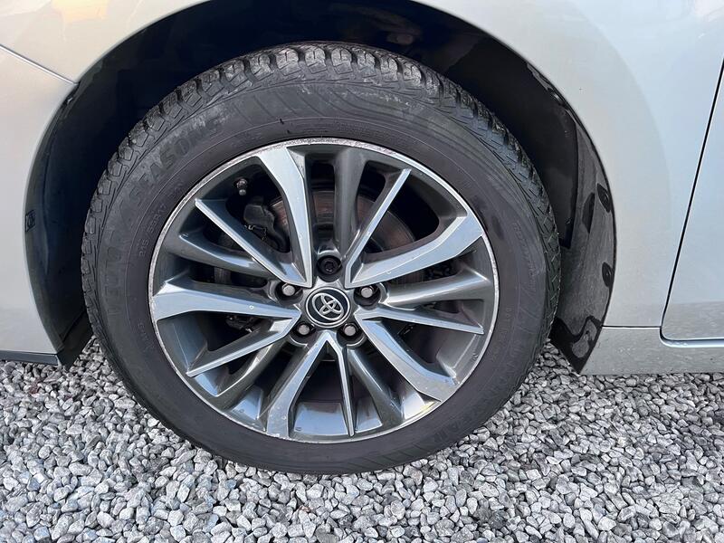 TOYOTA VERSO
