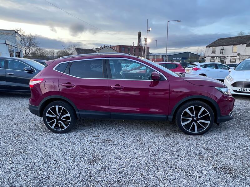 NISSAN QASHQAI