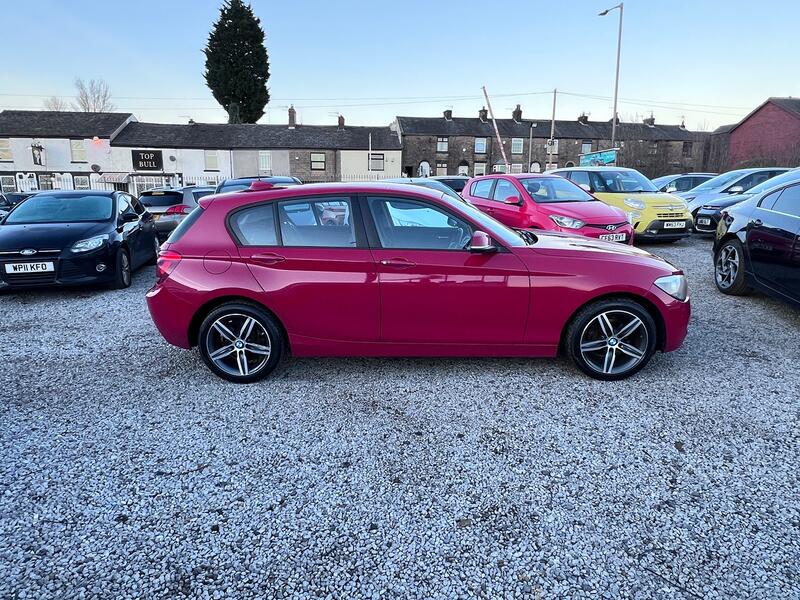 BMW 1 SERIES