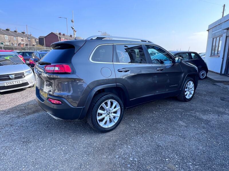 JEEP CHEROKEE