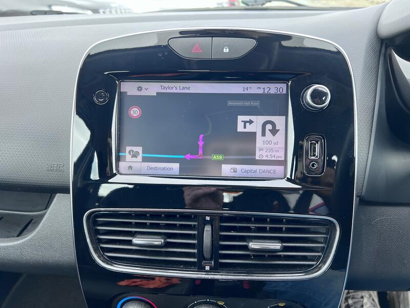 RENAULT CLIO