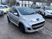 PEUGEOT 107