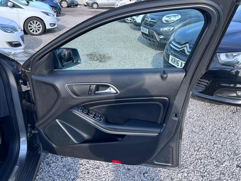 MERCEDES-BENZ A CLASS