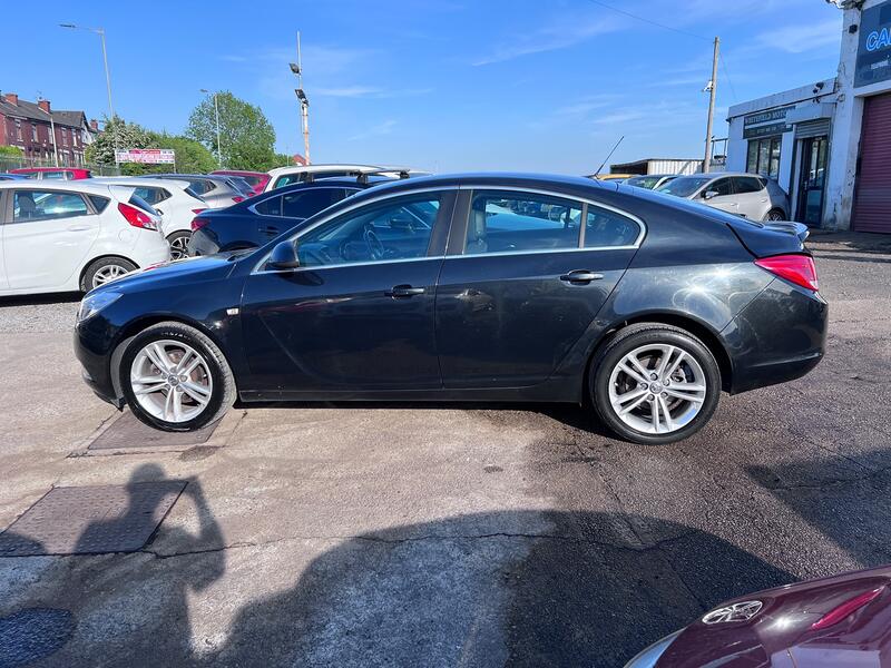 VAUXHALL INSIGNIA