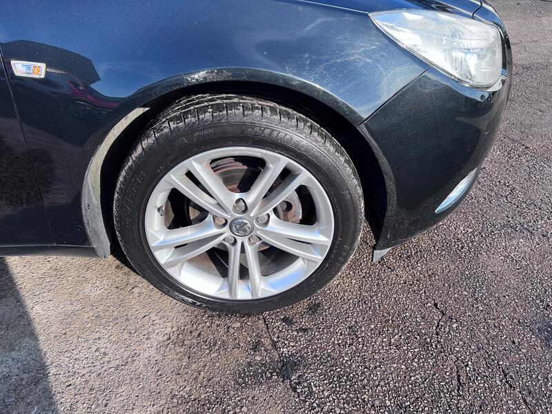 VAUXHALL INSIGNIA