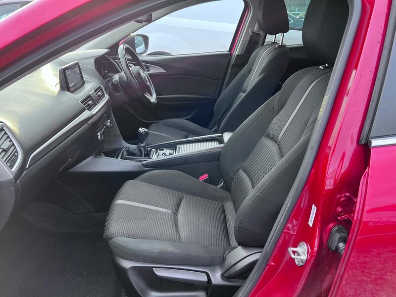 MAZDA MAZDA3