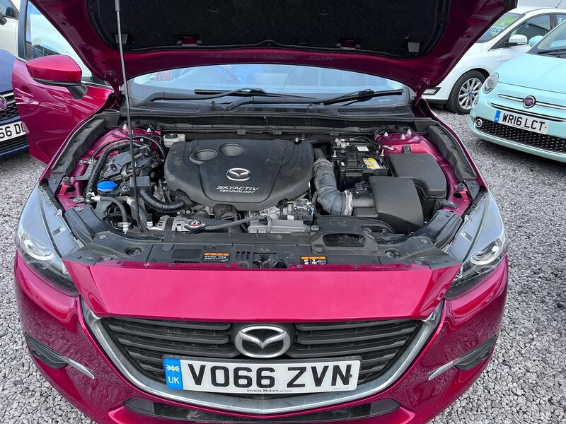 MAZDA MAZDA3