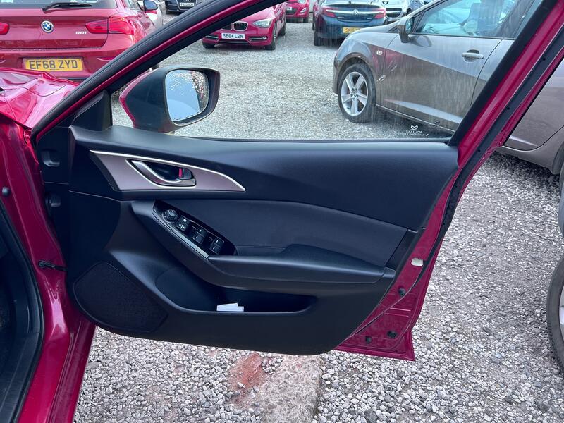 MAZDA MAZDA3