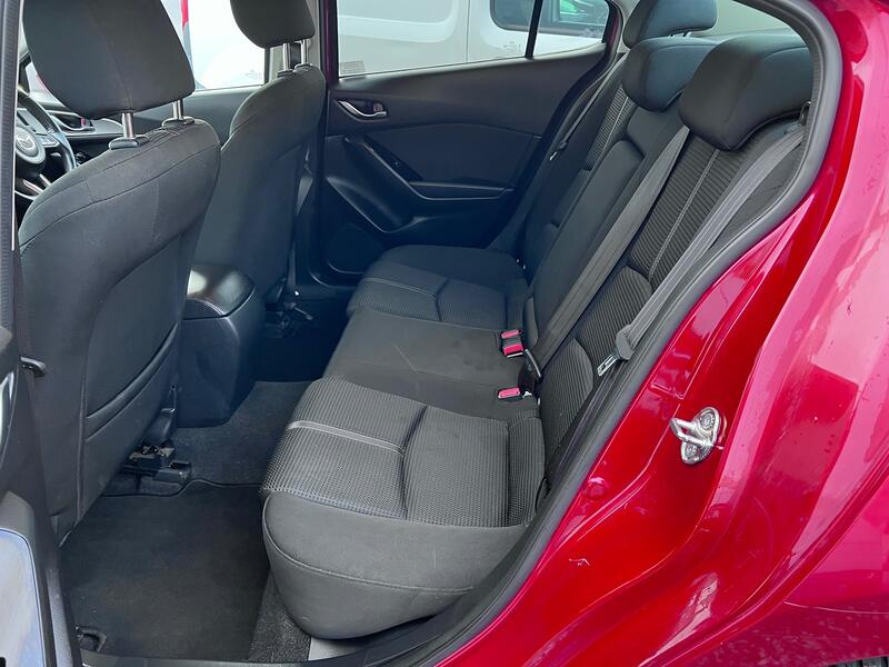 MAZDA MAZDA3