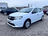 DACIA SANDERO