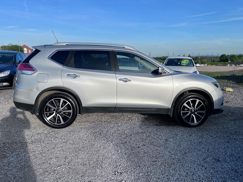 NISSAN X-TRAIL