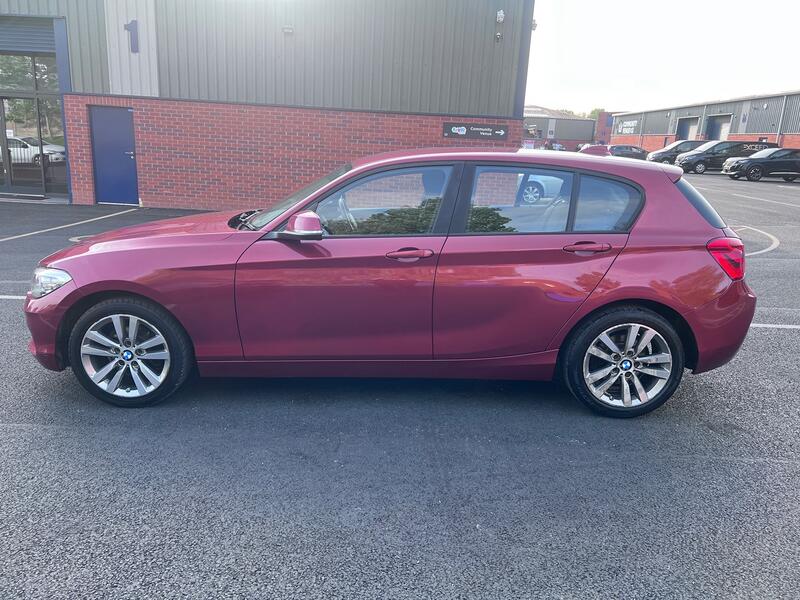 BMW 1 SERIES