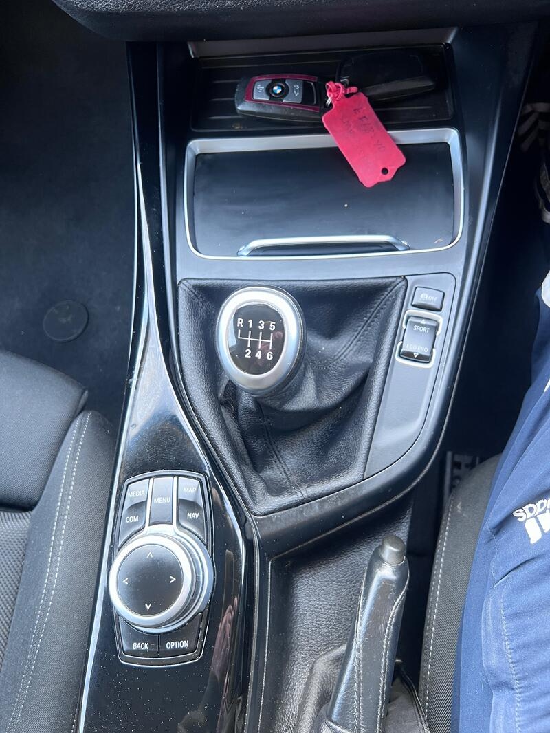 BMW 1 SERIES
