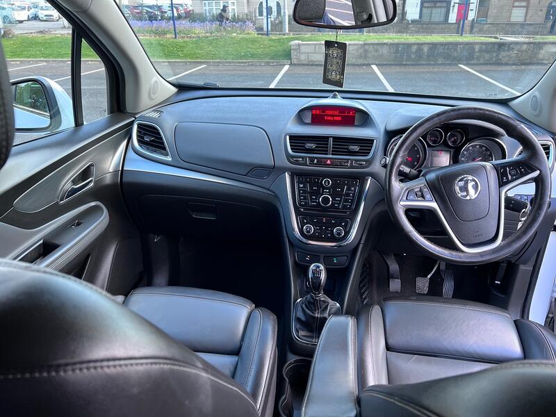 VAUXHALL MOKKA