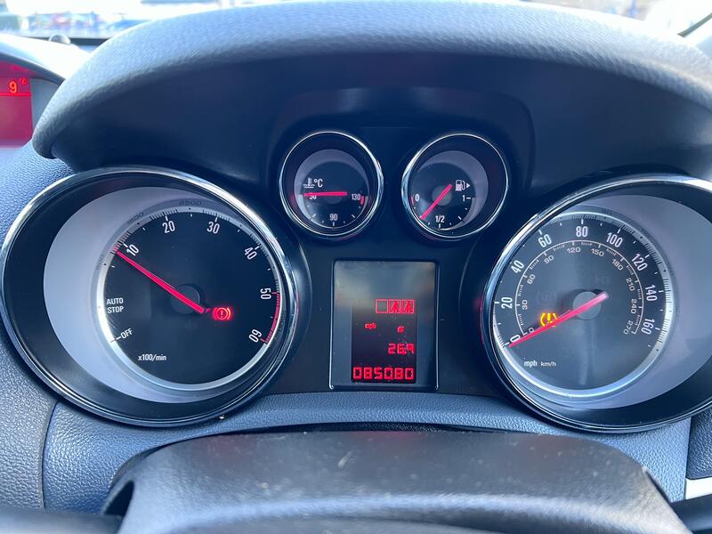 VAUXHALL MOKKA