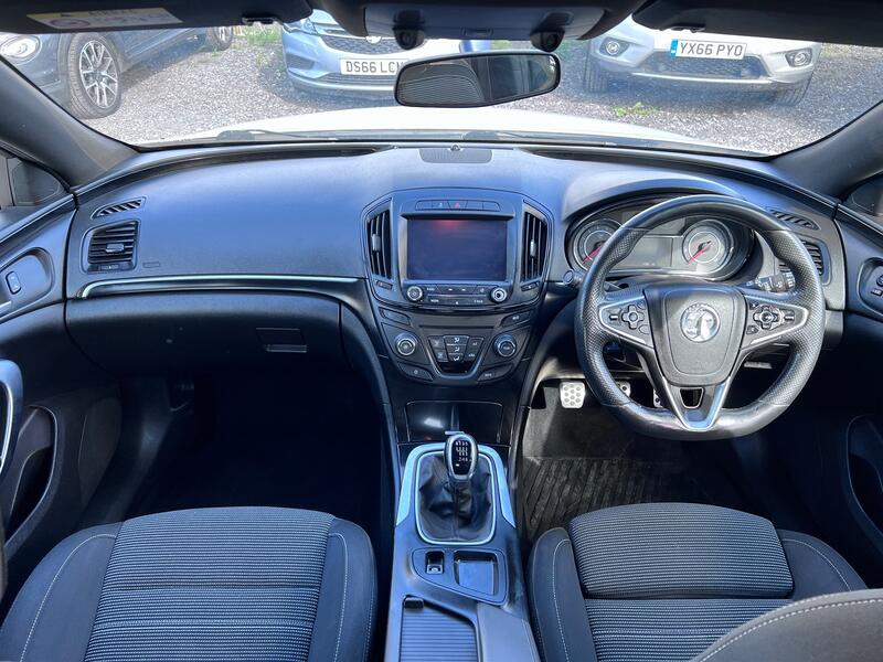 VAUXHALL INSIGNIA