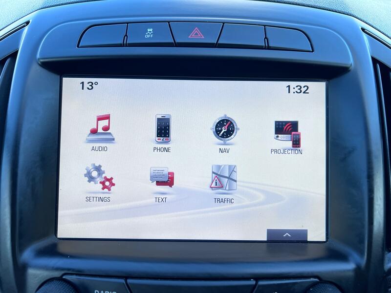 VAUXHALL INSIGNIA