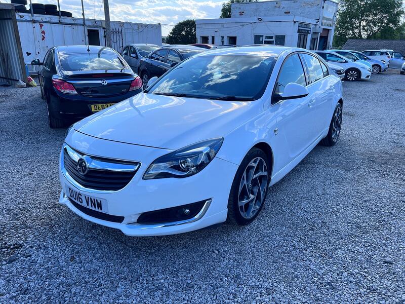 VAUXHALL INSIGNIA