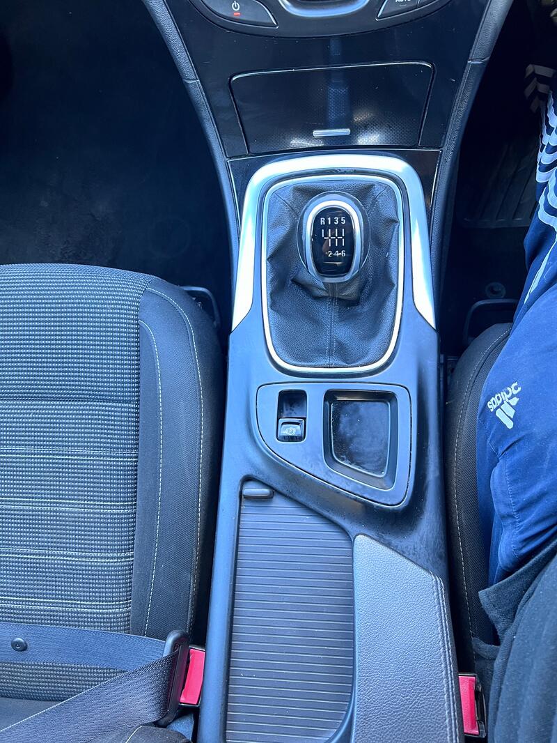 VAUXHALL INSIGNIA