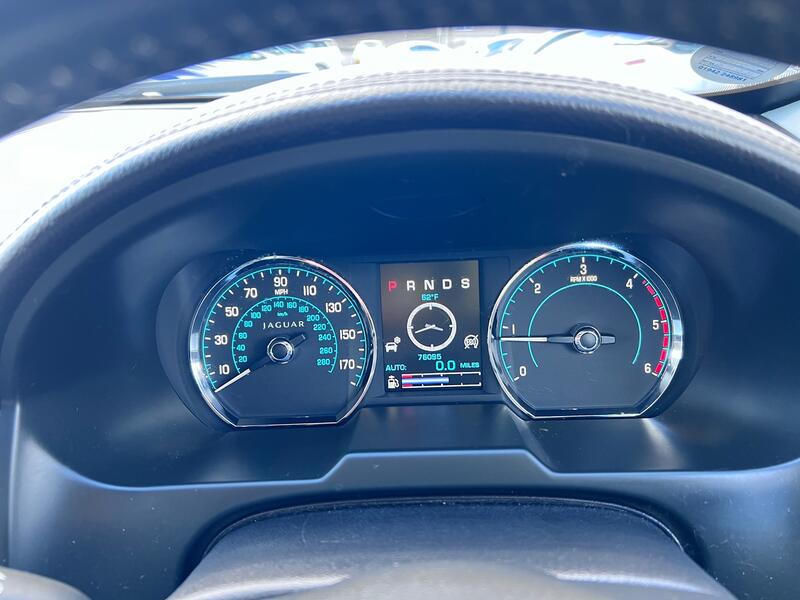 JAGUAR XF