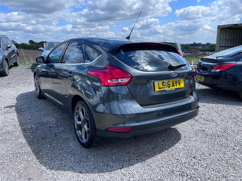 FORD FOCUS